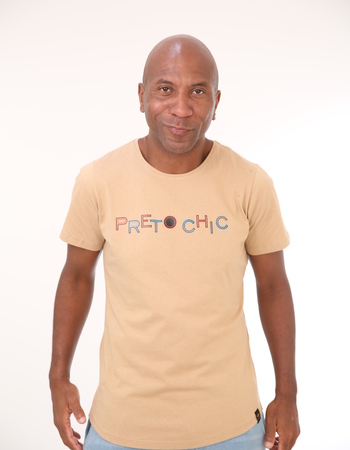 imagem Camiseta Marrom Claro - Estampa Preto Chic Colorido